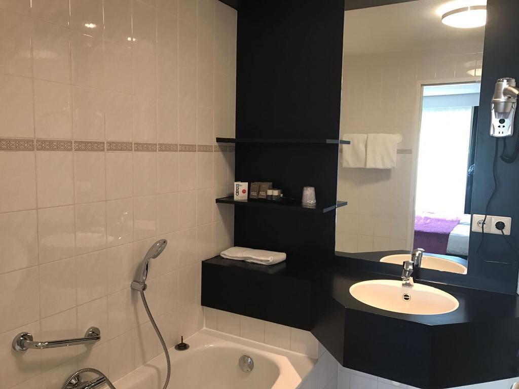 Van Der Valk Purmerend Zuidoostbeemster Bagian luar foto